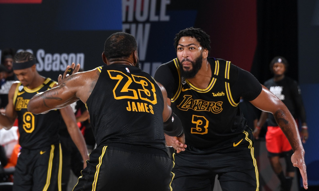 勇士击败尼 勇士击败尼