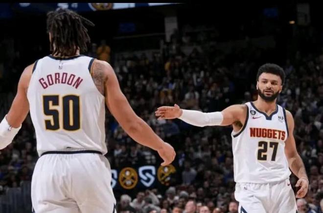 高压逼抢 高压逼抢