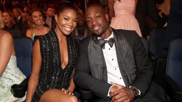 绩效条款与 绩效条款与