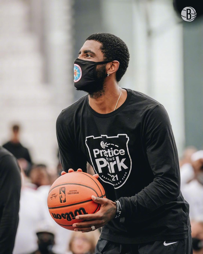 这一攻一守 这一攻一守